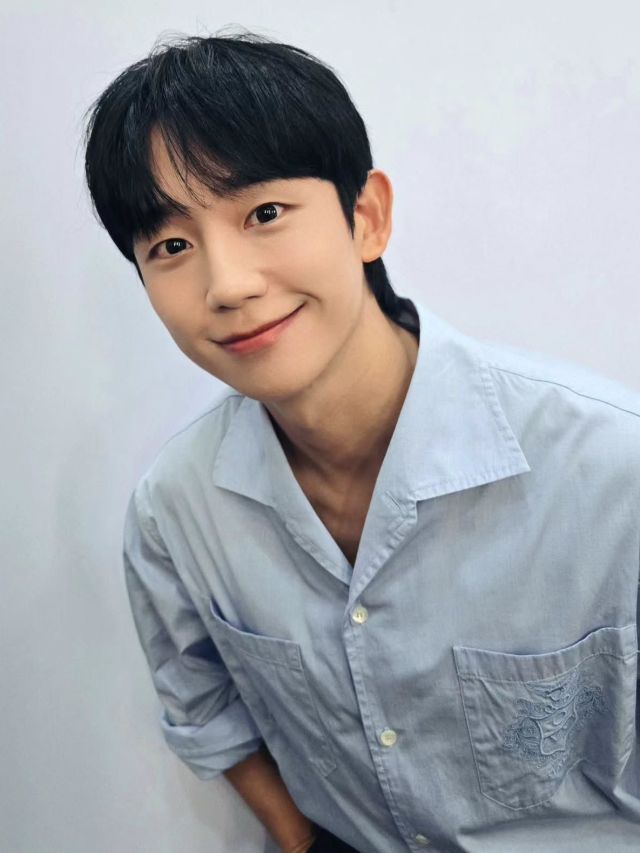 Conheça Jung Hae In, coreano que tem uma legião de fãs brasileiros