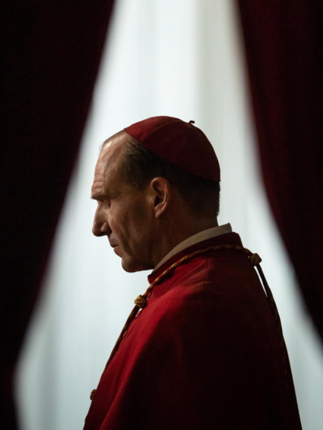 Além de “Conclave”, relembre 5 filmes que mostram a sucessão papal