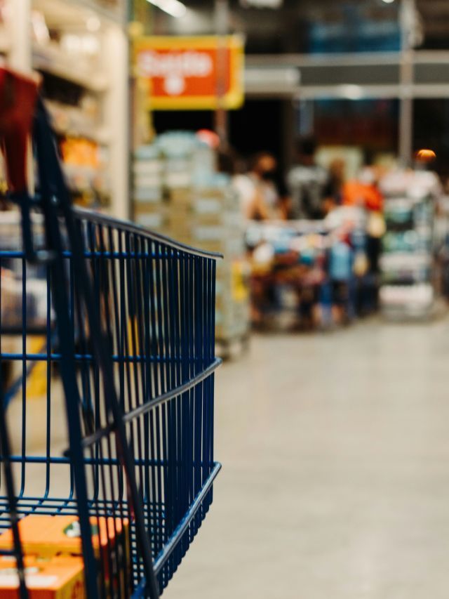 Peso da alta dos preços dos alimentos é ainda maior para baixa renda