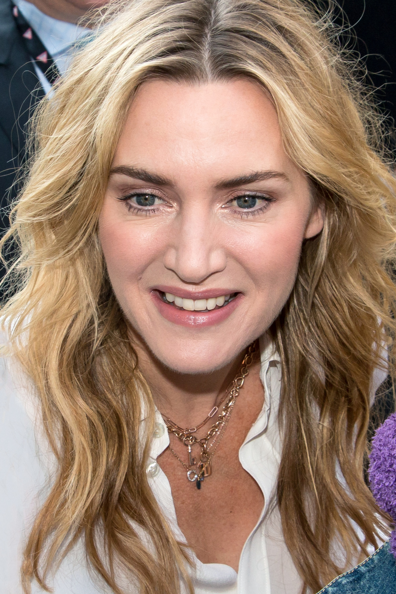 Kate Winslet fará estreia na direção em filme da Netflix, diz site